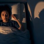 Você Jurava que Estava Acordado, Mas Dormiu: O que é Insônia Paradoxal?